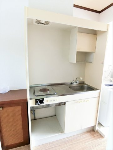 スカイコート求名のキッチン|他の号室の写真の為実際と異なる場合がございます