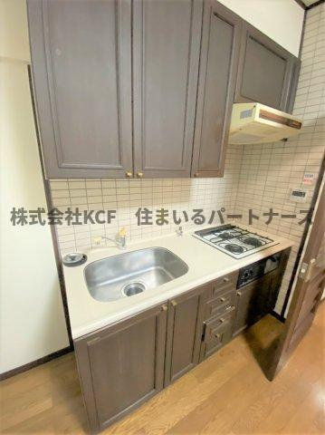 ライオンズマンション久留米駅東のキッチン|コンパクトなキッチンで掃除もラクラク