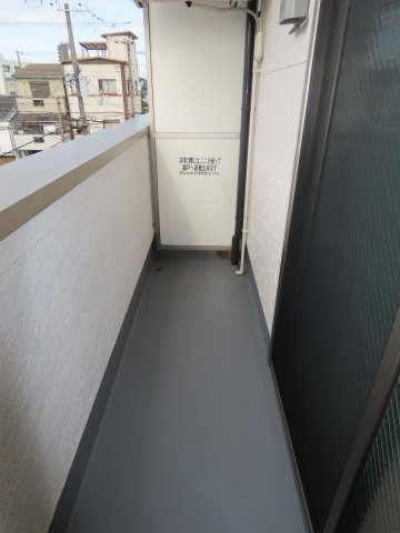 フジパレス塚本のバルコニー
