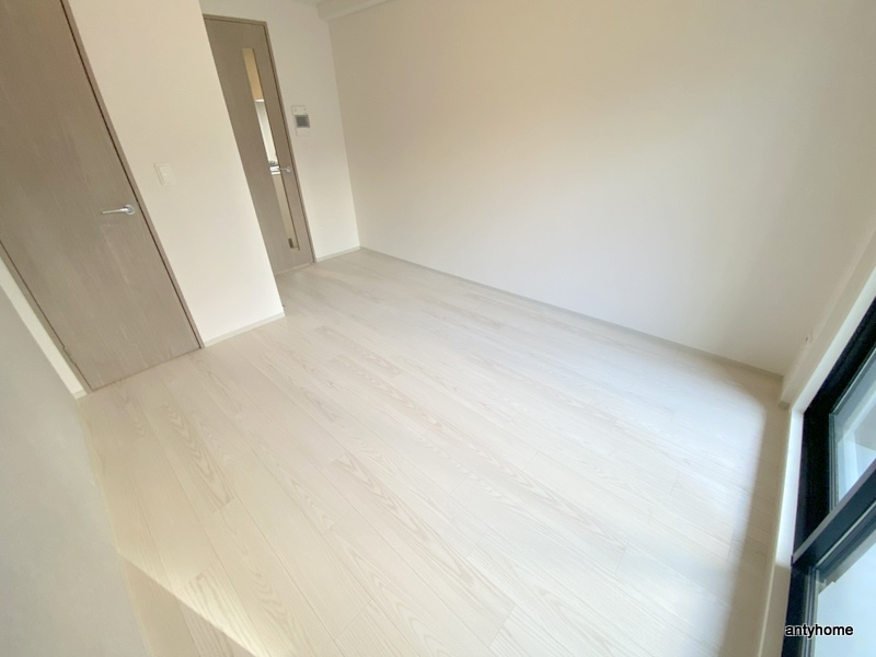 リビオメゾン西天満　仲介手数料無料の洋室