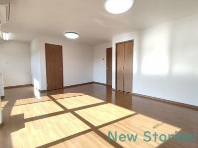 【居間・リビング】 | 光明マンション | 使いやすいリビングです