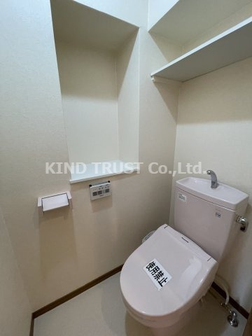 ノルデンタワー天神橋アネックスのトイレ|ゆったりとした空間のトイレです