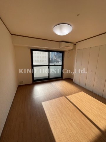 ノルデンタワー天神橋アネックスの居間・リビング|ゆったりとしたリビングです