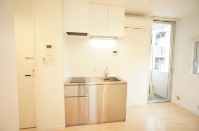 【キッチン】 | HKマンション別府（エイチケーマンションベフ） | 別号室の写真になります。現況優先。