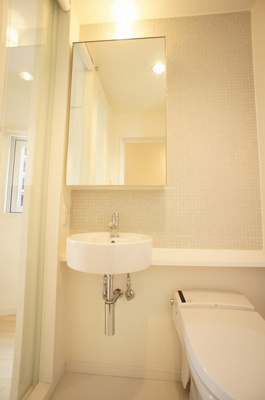 【独立洗面台】 | HKマンション別府（エイチケーマンションベフ） | ※別号室の写真になります。現況優先。
