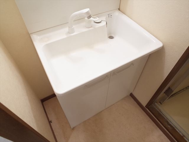 【独立洗面台】 | 独立洗面台で身支度をすべて済ませてしまいましょう
