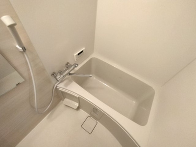 【浴室】 | ホワイトヴィラ　2