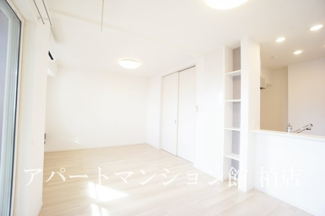 ヴェルドミール緑台Ⅰの居間・リビング