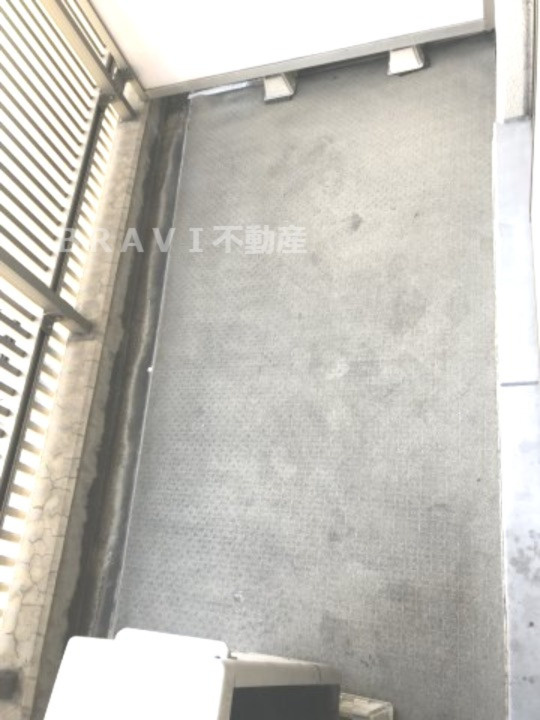 エイペックス松屋町ヴァンデュール　BRAVI不動産のバルコニー|【エイペックス松屋町ヴァンデュール】お洗濯にも便利なバルコニー付き