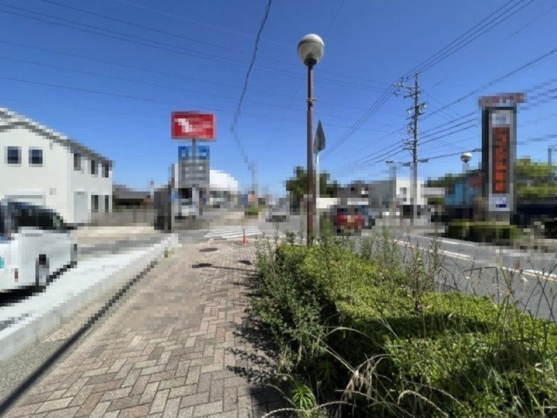 碧南市霞浦町第1　新築戸建　2号棟の前面道路含む現地写真|碧南市霞浦町第1新築戸建前面道路写真です。南側公道約18.0ｍ