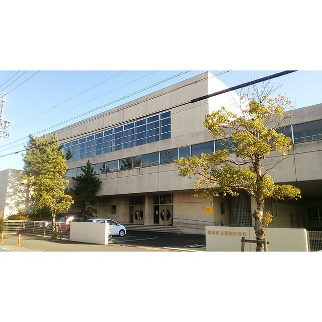 瑞穂市穂積のアパートの周辺|穂積中学校