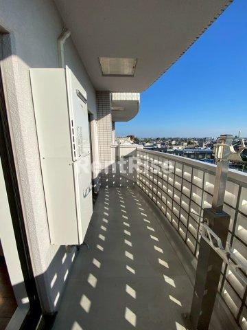 グランプラス西島のバルコニー