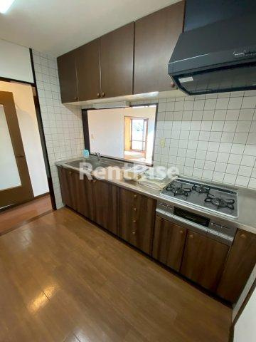 グランプラス西島のキッチン