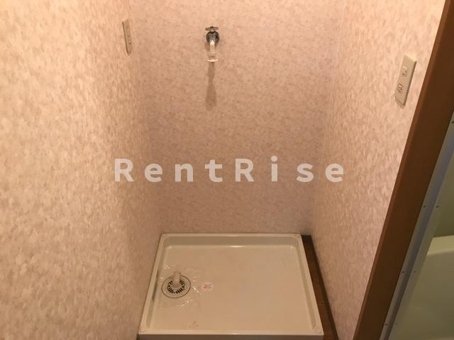 プラムＶ２|洗濯機置場