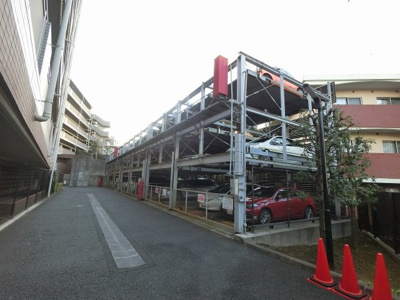 【駐車場】 | シティウインズ横浜三ツ沢公園 | 機械式駐車場です。