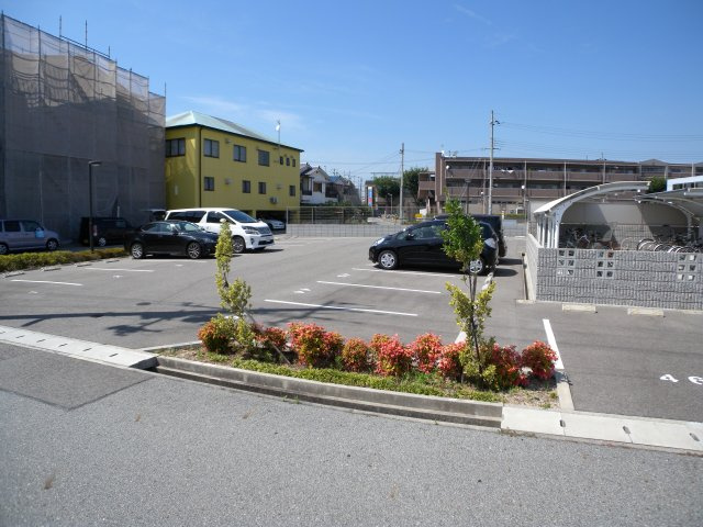 パレスマイセンの駐車場|パレスマイセン