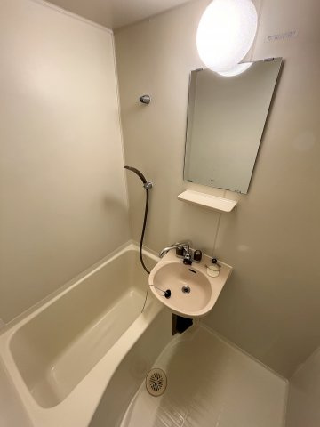 フローリエ細山Ⅰの浴室