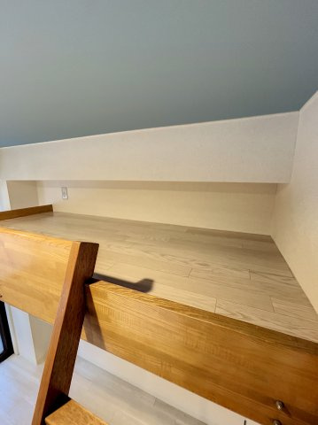 フローリエ細山Ⅰの収納|ロフト　