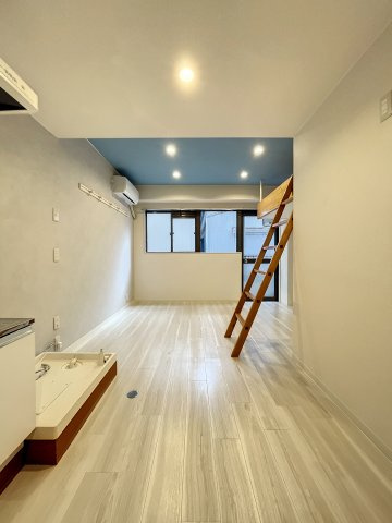 フローリエ細山Ⅰの洋室