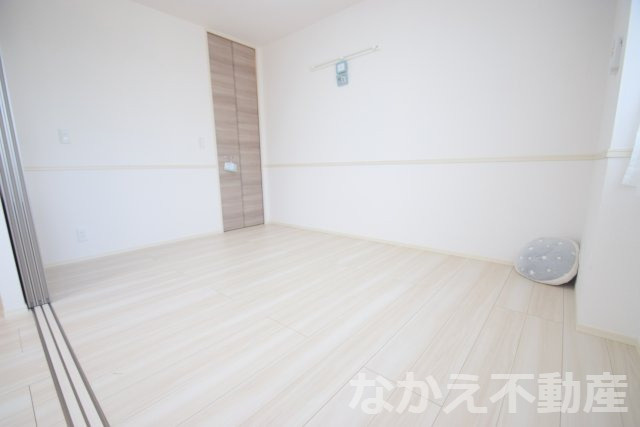 【寝室】 | 広くて明るい寝室