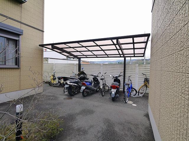 バリュージュAのその他共用部分|駐輪場はこちらです