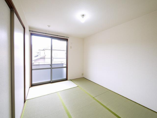 バリュージュＡ．Ｂの和室|い草の香りが落ち着く素敵な和室です