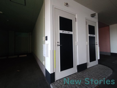 【玄関】 | サニースクエアP-1 | 明るい玄関です