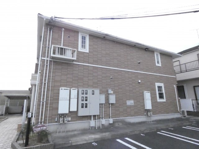 クリスタルハイツ緑が丘の駐車場