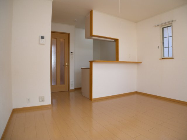 クリスタルハイツ緑が丘の居間・リビング