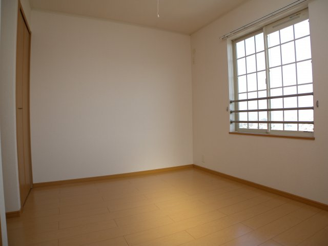 クリスタルハイツ緑が丘の寝室