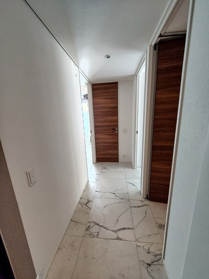 千代田区一番町の賃貸マンションの玄関