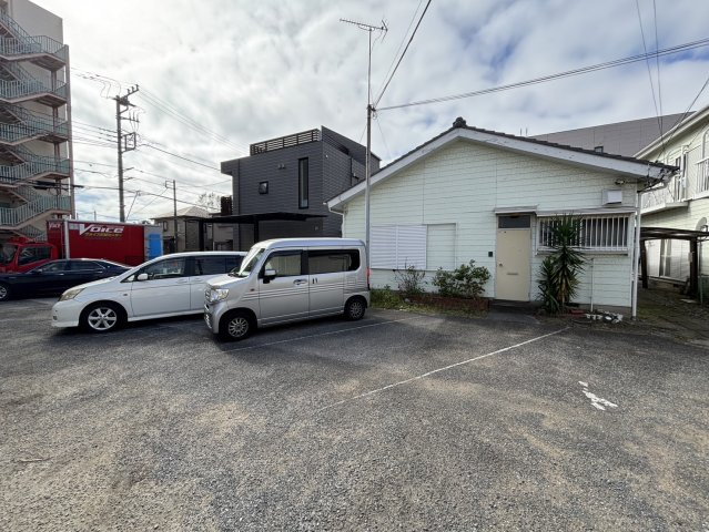 KK末広の駐車場