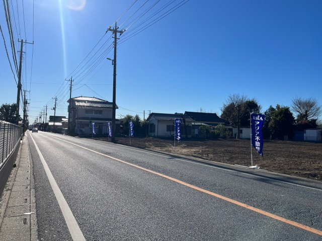 川越市府川　建築条件なし売地　全5区画　【山田小学区】の前面道路含む現地写真