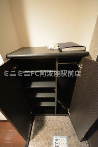 エスライズ中之島WESTの収納