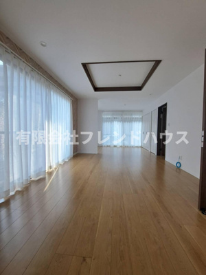 【居間・リビング】 | 井口2丁目戸建