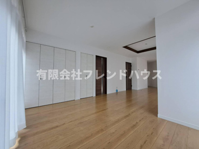 【居間・リビング】 | 井口2丁目戸建