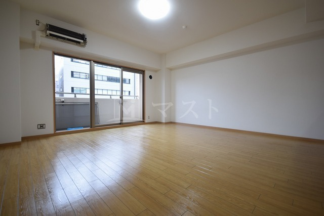 ブラーヴォ扇町の居間・リビング|他部屋参考写真