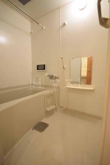 ブラーヴォ扇町の浴室|他部屋参考写真