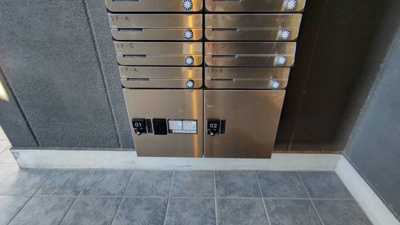 【その他共用部分】 | エヌエムキャラントユイットノース | 宅配ボックス完備です