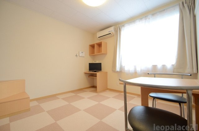 レオネクストグリーングラスの居間・リビング|画像9