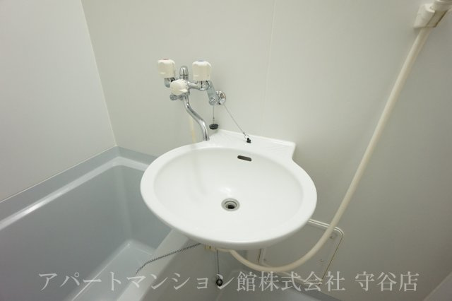 レオパレス2002の洗面所|画像7