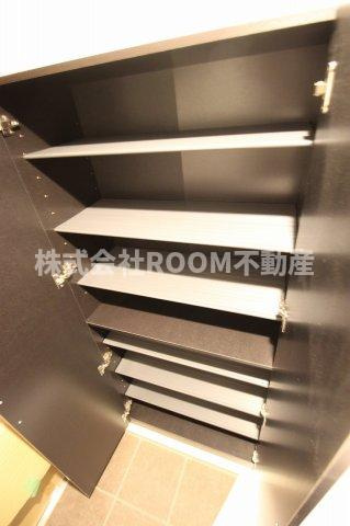 T・One(ティー・ワン)の収納|こまごまとしたものを収納できそうですね