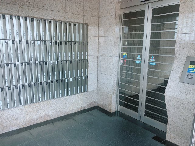 ブロッサムガーデン利平治のエントランス