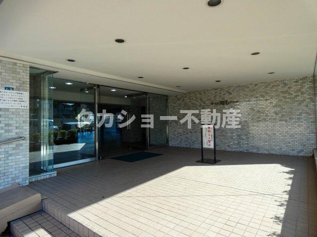 イトーピア稲毛マンションのエントランス|毎日通るエントランスはこのようになっています