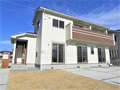 【外観】 | ブルーミングガーデン甲府市中町 | 新築戸建：甲府市中町・全3棟【1号棟】
土地面積：68.78坪　建物面積：33.31坪