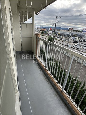 【バルコニー】 | マンション西浦 | 陽当たり良好なバルコニーです