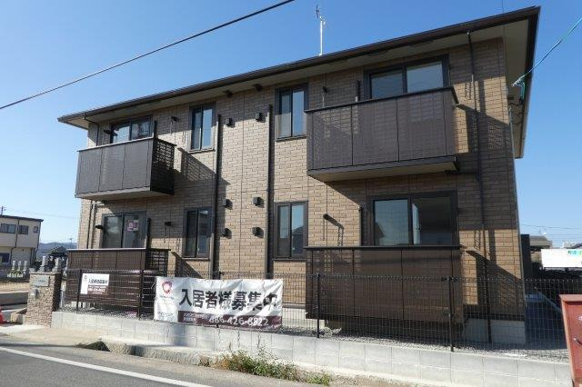 メインステイの外観