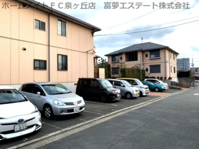 【駐車場】 | ガーデンパークB棟