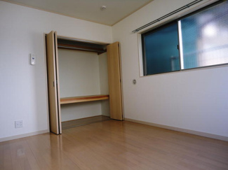 【収納】 | 伸和ハイツ | たっぷりとした収納スペースです