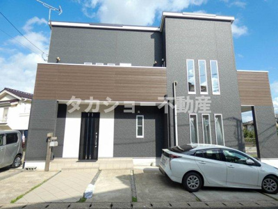 【外観】 | 千葉市中央区矢作町　中古一戸建 | 外観は落ち着いた色合いで重厚感が御座います。
南西向きの為、陽当たり良好です!!